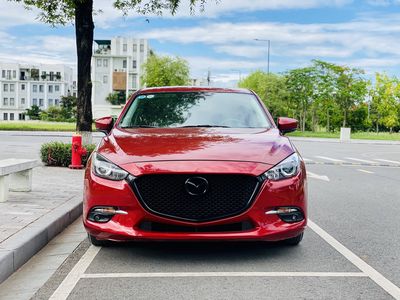 Mazda 3 2018 tên tư nhân sử dụng