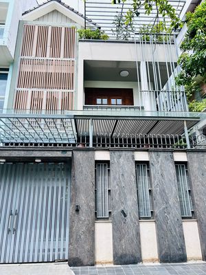 Аренда · 4 комн. · 110 м² · Quận Tân Bình, ул. Đường Cửu Long