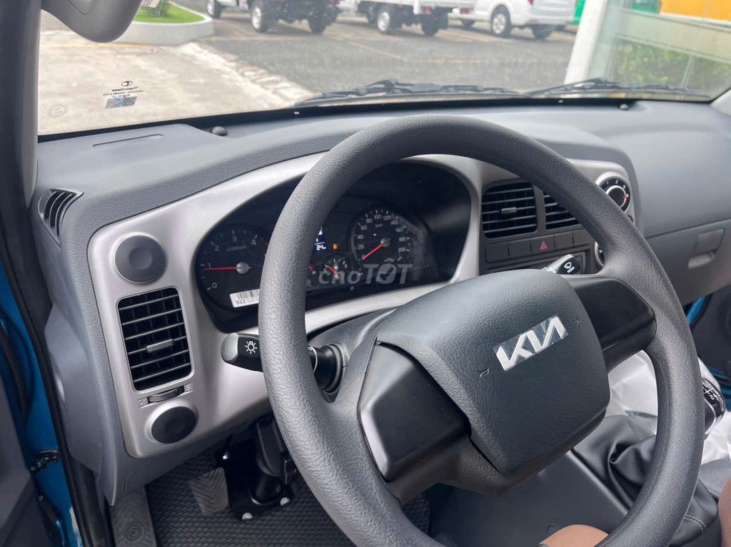 Xe tải Thaco TF230 thùng dài 2,3m- 990kg. Mua bán Xe tải, xe ben tại Huyện Bến Lức Long An được đăng bởi  THACO AUTO Long An Tải Bus hình 5