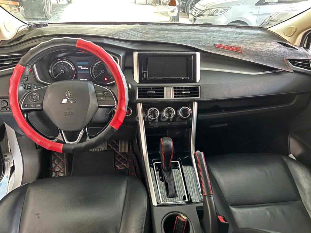 Xpander 20 AT Trắng od 5v1. Mua bán Ô tô tại Quận 5 Tp Hồ Chí Minh được đăng bởi Thanh Hoàng hình 8