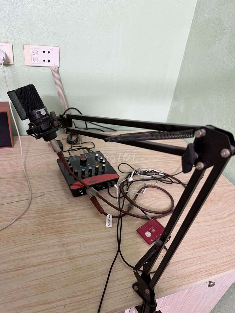 Bộ thu âm icon pro Takstar BM 8B U-Pod Pro Đen. Mua bán Tivi, Âm thanh tại Thành phố Thanh Hóa Thanh Hóa được đăng bởi Ánh Lãm hình 1