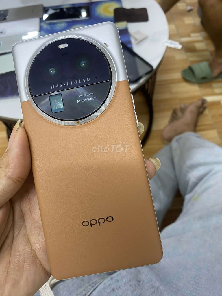 Oppo Find X6 Pro 256GB Nâu. Mua bán Điện thoại tại Thị xã Duy Tiên Hà Nam được đăng bởi Moon hình 1