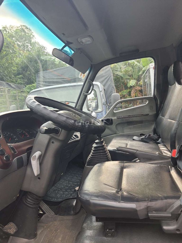 Bán gấp Hyundai 1.6 tấn đời 2014 thùng kín 4m4. Mua bán Xe tải, xe ben tại Thành phố Thuận An Bình Dương được đăng bởi Hồ Xe Tải hình 9
