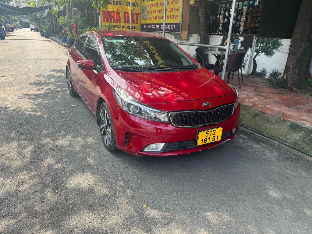 Kia Cerato 2018 1.6 MT - 110000 km