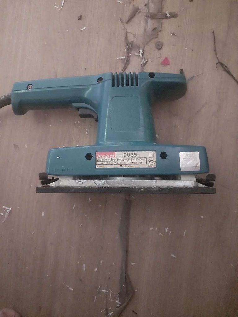 Máy chà nhám Makita 9035 Xanh ngọc 150W. Mua bán Nội thất, đồ gia dụng khác tại Huyện Thiệu Hóa Thanh Hóa được đăng bởi Nguyen van anh  hình 1