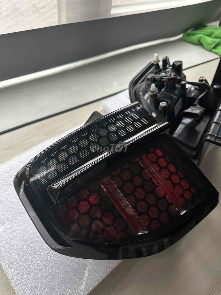 Bán cặp đèn hậu vf3. Mua bán Phụ tùng xe tại Thị xã Hương Thủy Thừa Thiên Huế được đăng bởi q582666 hình 1