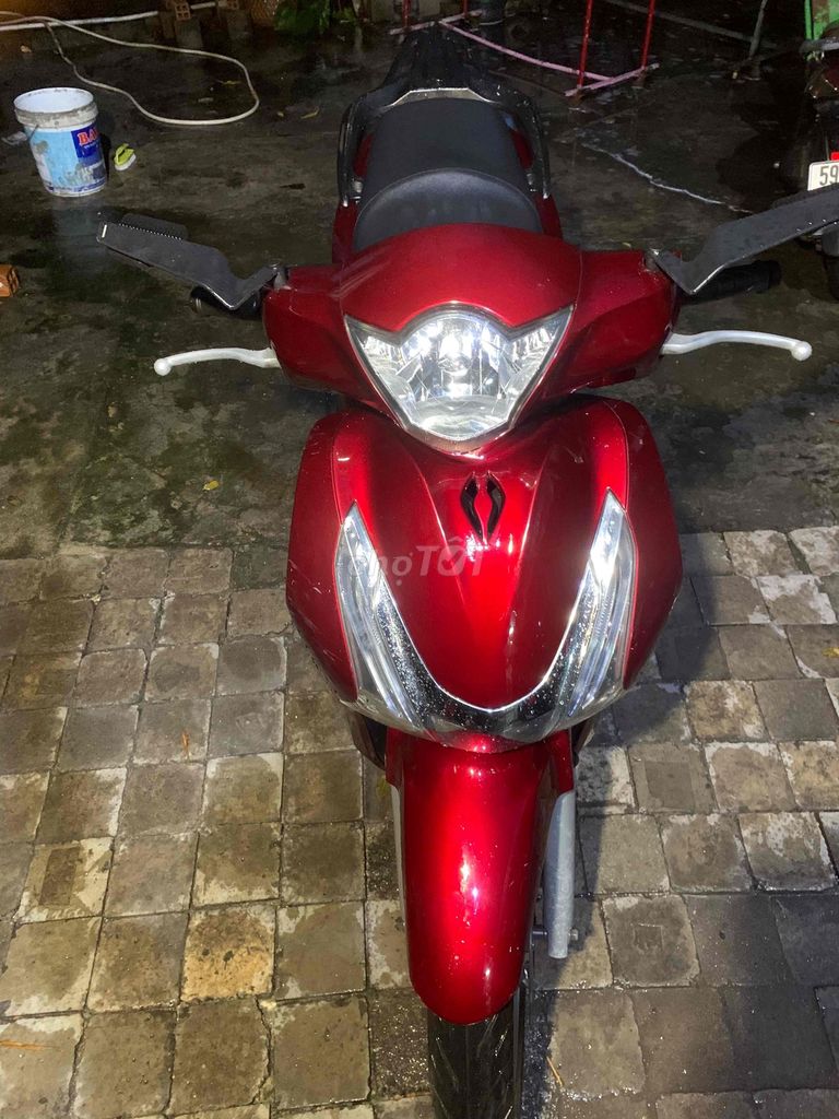Honda SHVN 125cc 2014 Красный 66291 км