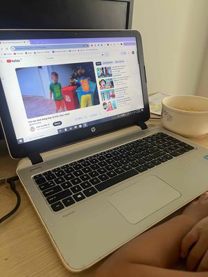 Gia đình muốn bán Laptop HP 15 i5 tại Tây Mỗ, HN. Mua bán Laptop tại Quận Nam Từ Liêm Hà Nội được đăng bởi LÂM QUANG HƯNG