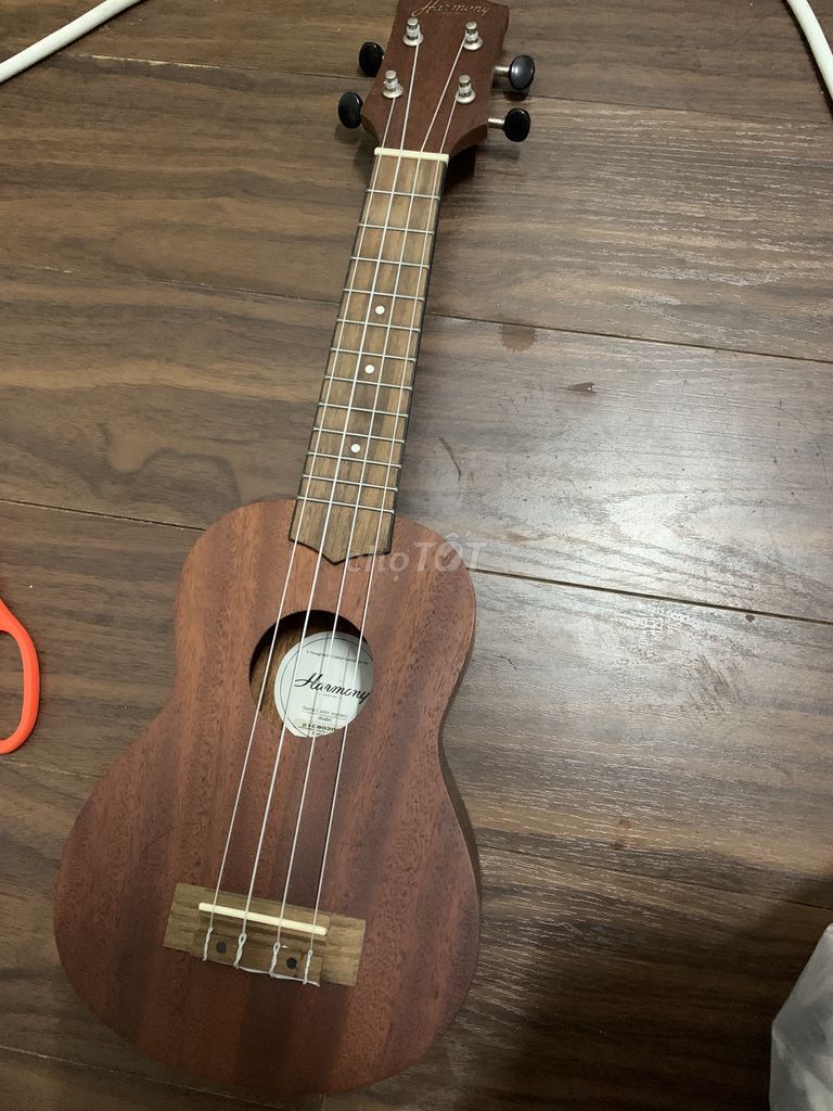 Đàn Ukulele Nâu. Mua bán Nhạc cụ tại Thành phố Huế Thừa Thiên Huế được đăng bởi Nguyễn Hữu Khoa hình 1