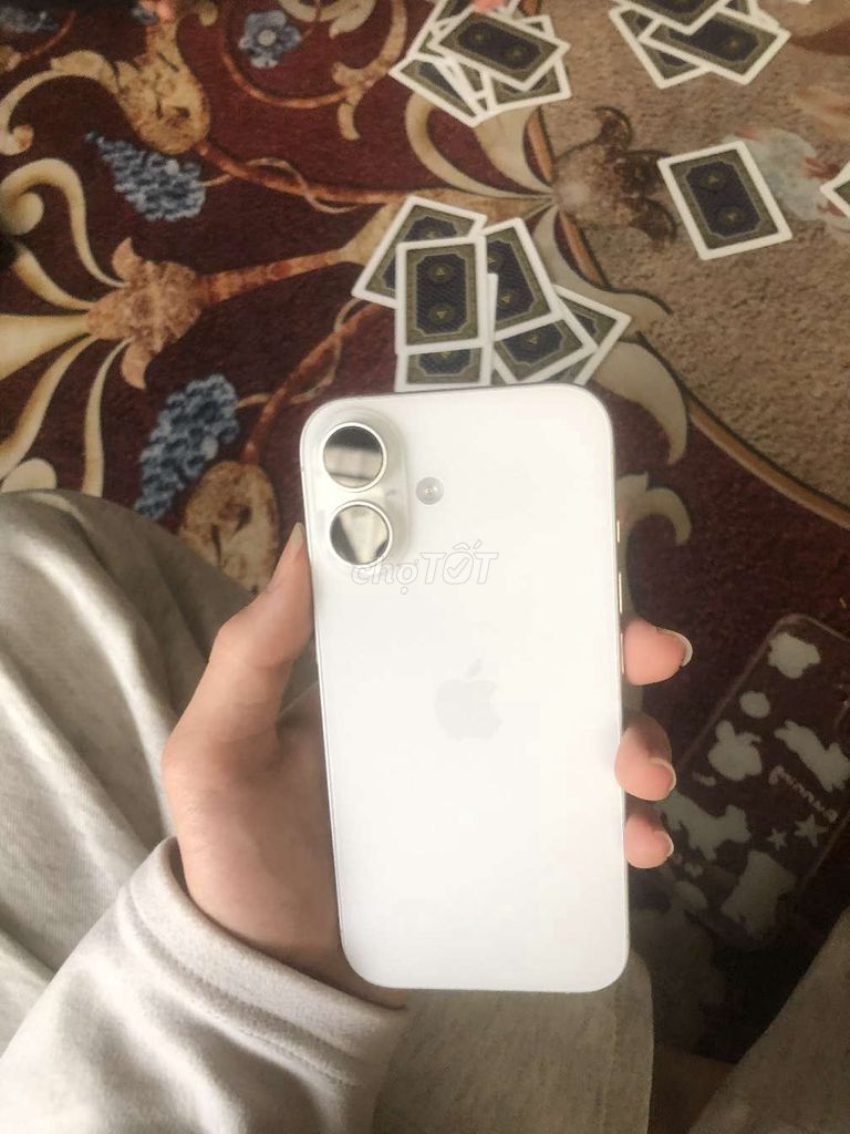 iPhone 16 128GB Trắng Đã sử dụng. Mua bán Điện thoại tại Huyện Đồng Hỷ Thái Nguyên được đăng bởi cap dang hình 1
