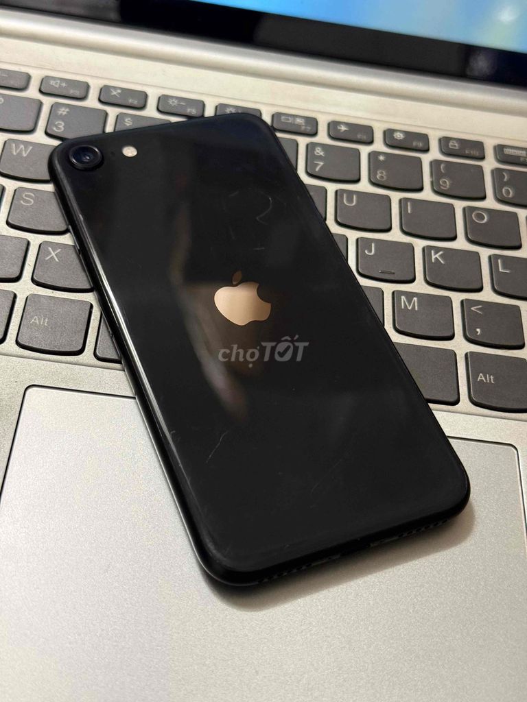 Apple iPhone SE 2020 quốc tế 256GB Đen zin. Mua bán Điện thoại tại Quận Bình Tân Tp Hồ Chí Minh được đăng bởi PK UY TÍN hình 1