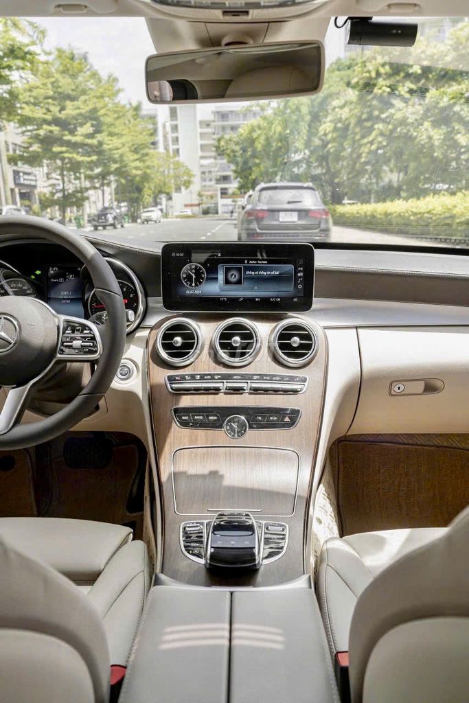 Mercedes C200 Exclusive 2019 - sang trọng lịch lãm. Mua bán Ô tô tại Quận Gò Vấp Tp Hồ Chí Minh được đăng bởi Trường Nguyễn Xe Sang hình 12