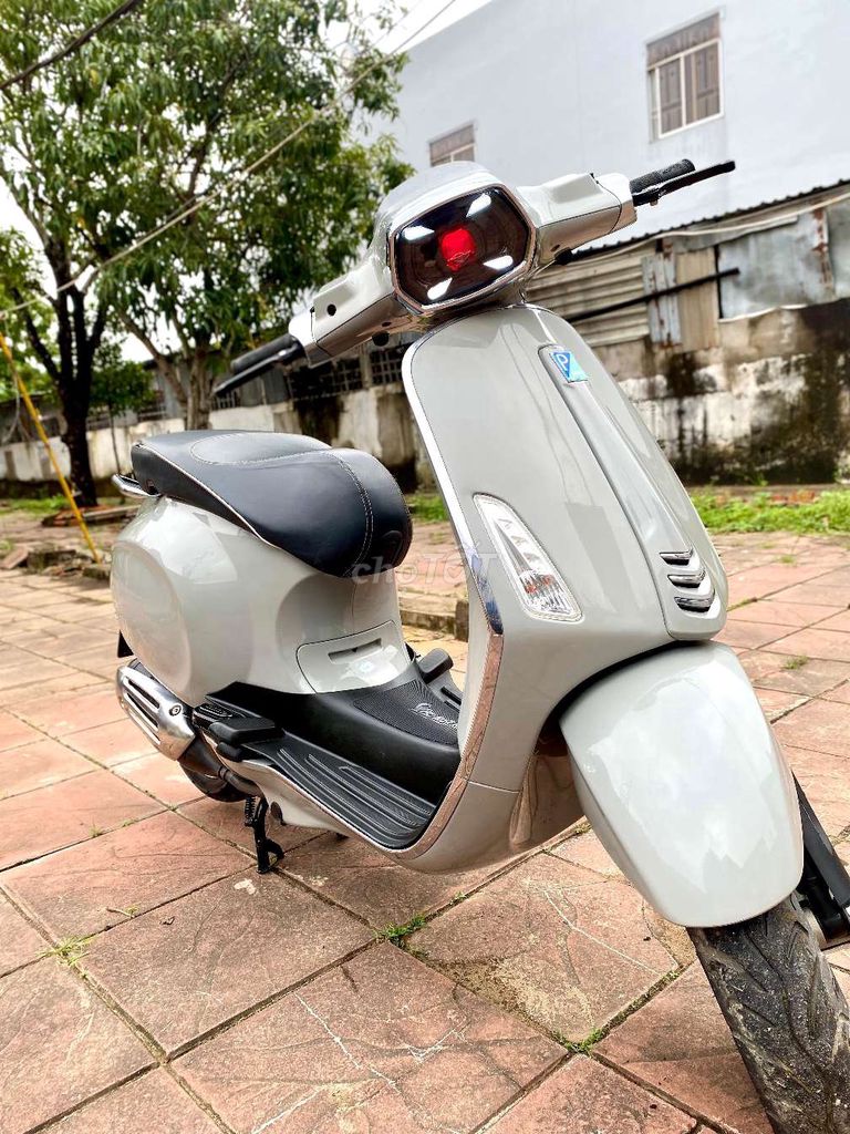 VESPA SPRINT ABS 125Fi Đèn Vuông 2016 Xám Xj Măng. Mua bán Xe máy tại Quận Ninh Kiều Cần Thơ được đăng bởi Xe Máy TÂN LIÊN HƯNG 1 91B hình 3