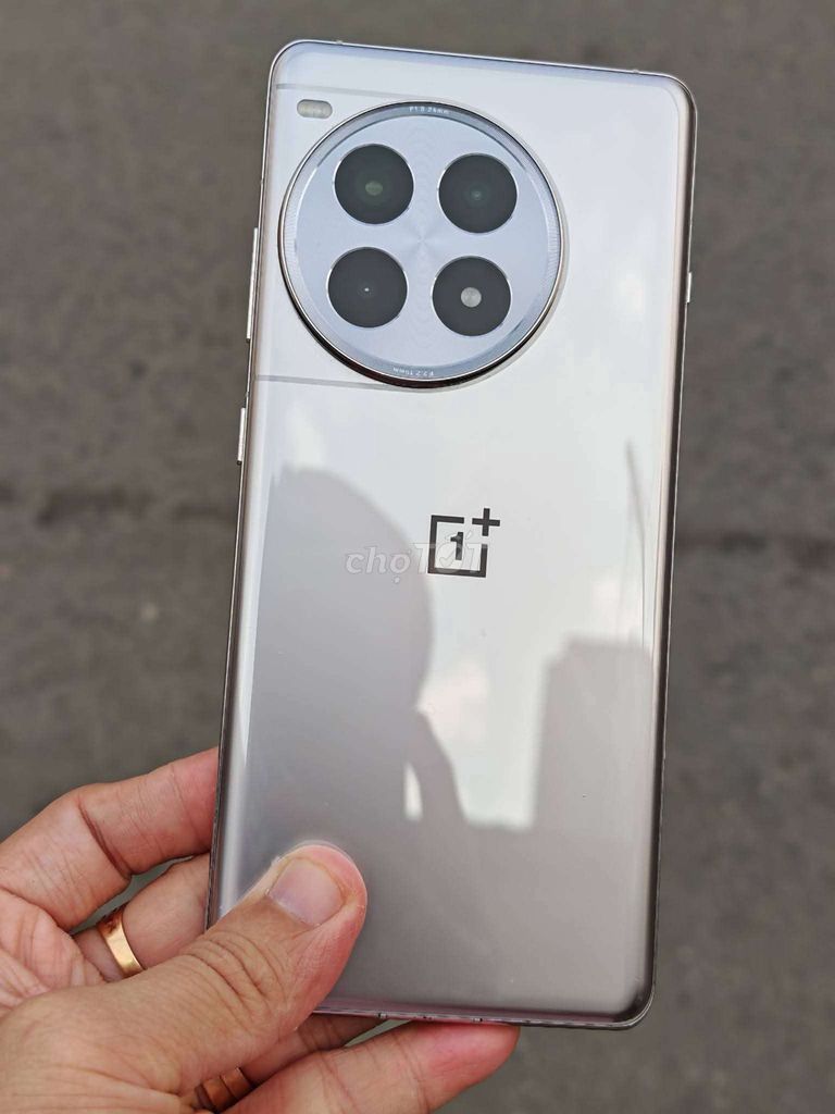 OnePlus Ace 3 Pro 12GB/256GB Fullbox có COD. Mua bán Điện thoại tại Quận Bình Tân Tp Hồ Chí Minh được đăng bởi Anh Rin hình 1