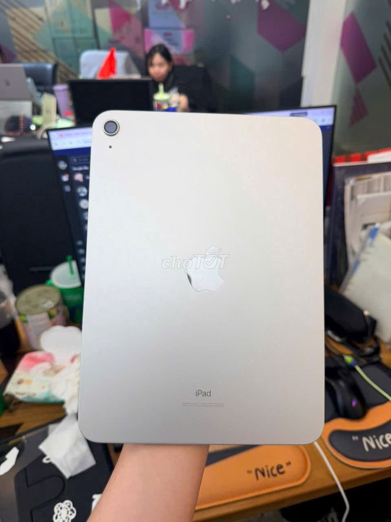 Apple iPad Gen 10 64GB Wi-Fi Bạc. Mua bán Máy tính bảng tại Thành phố Thủ Đức Tp Hồ Chí Minh được đăng bởi Hội Đồ Điện Tử hình 1