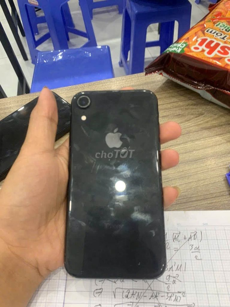 Apple iPhone XR Đen. Mua bán Điện thoại tại Quận 10 Tp Hồ Chí Minh được đăng bởi Hội Đồ Điện Tử hình 1