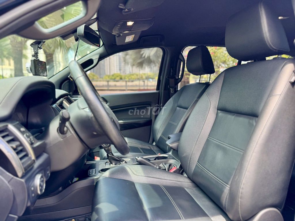 Ford Everest Titanium 2022 - Màu đen - 4vkm. Mua bán Ô tô tại Thành phố Thủ Đức Tp Hồ Chí Minh được đăng bởi OTOCITY hình 13