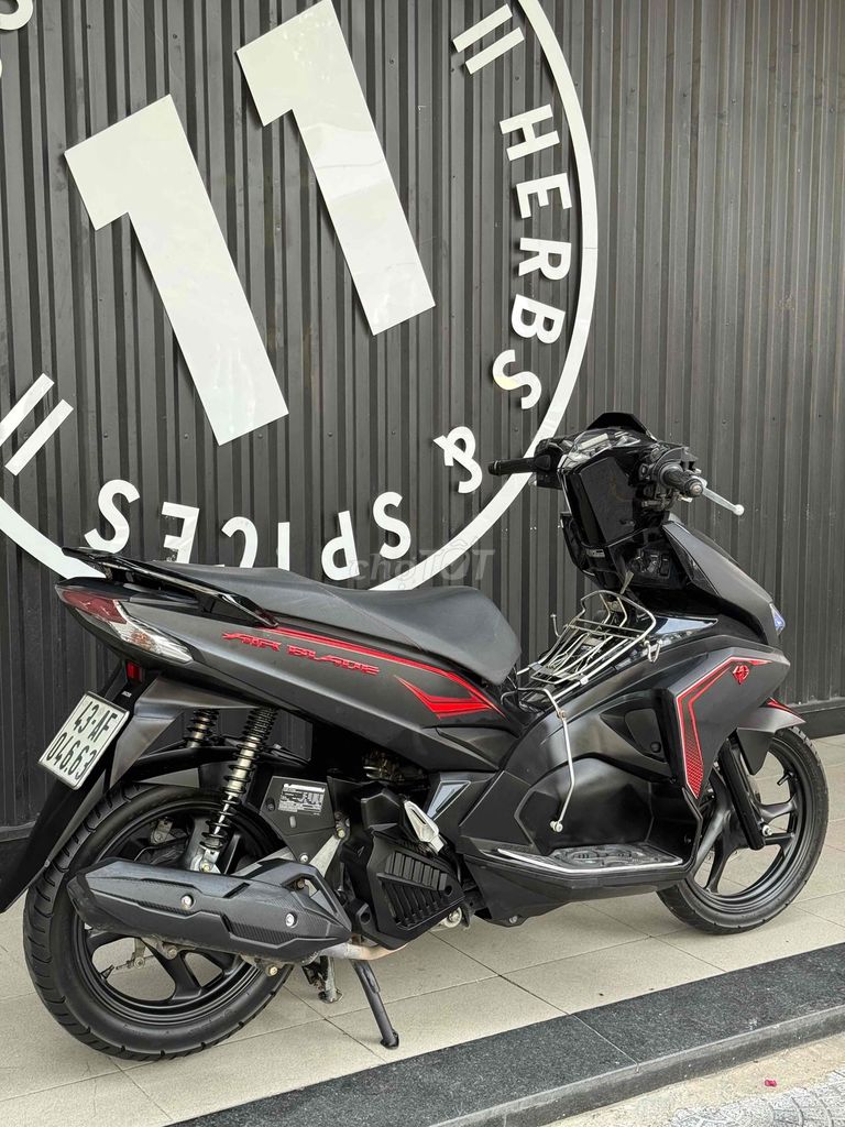 Honda Air blade - Ab 2018  Đặc biệt Đen nhám bs43. Mua bán Xe máy tại Quận Hải Châu Đà Nẵng được đăng bởi Lê vy  hình 5