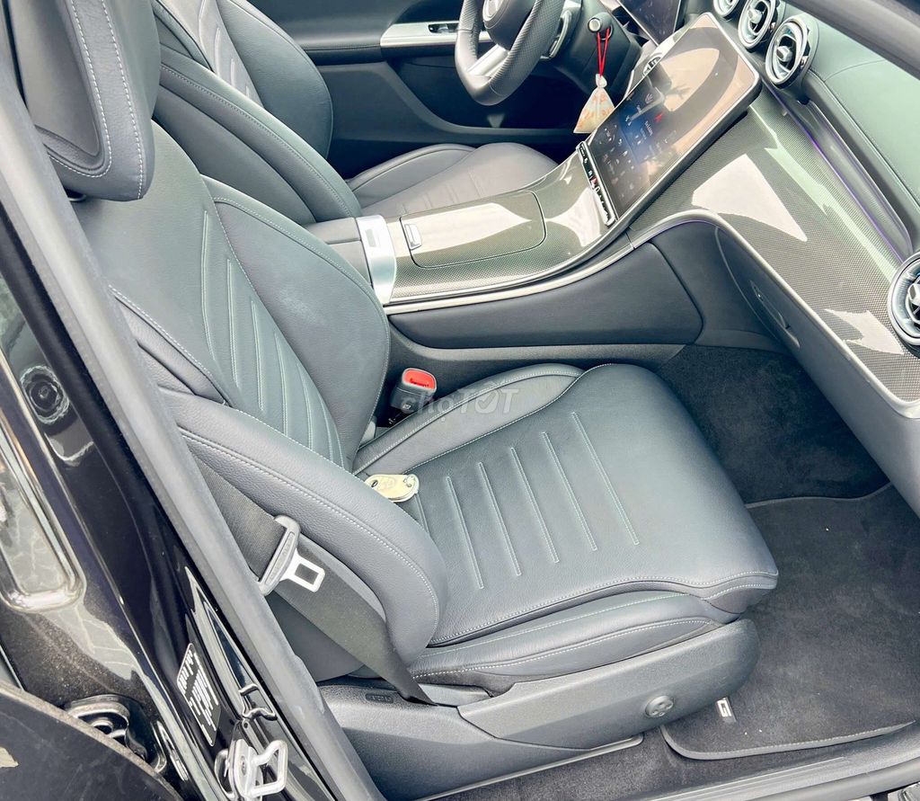 2023 300 4Matic - 5000 km. Mua bán Ô tô tại Thành phố Vũng Tàu Bà Rịa - Vũng Tàu được đăng bởi Quốc việt  hình 11