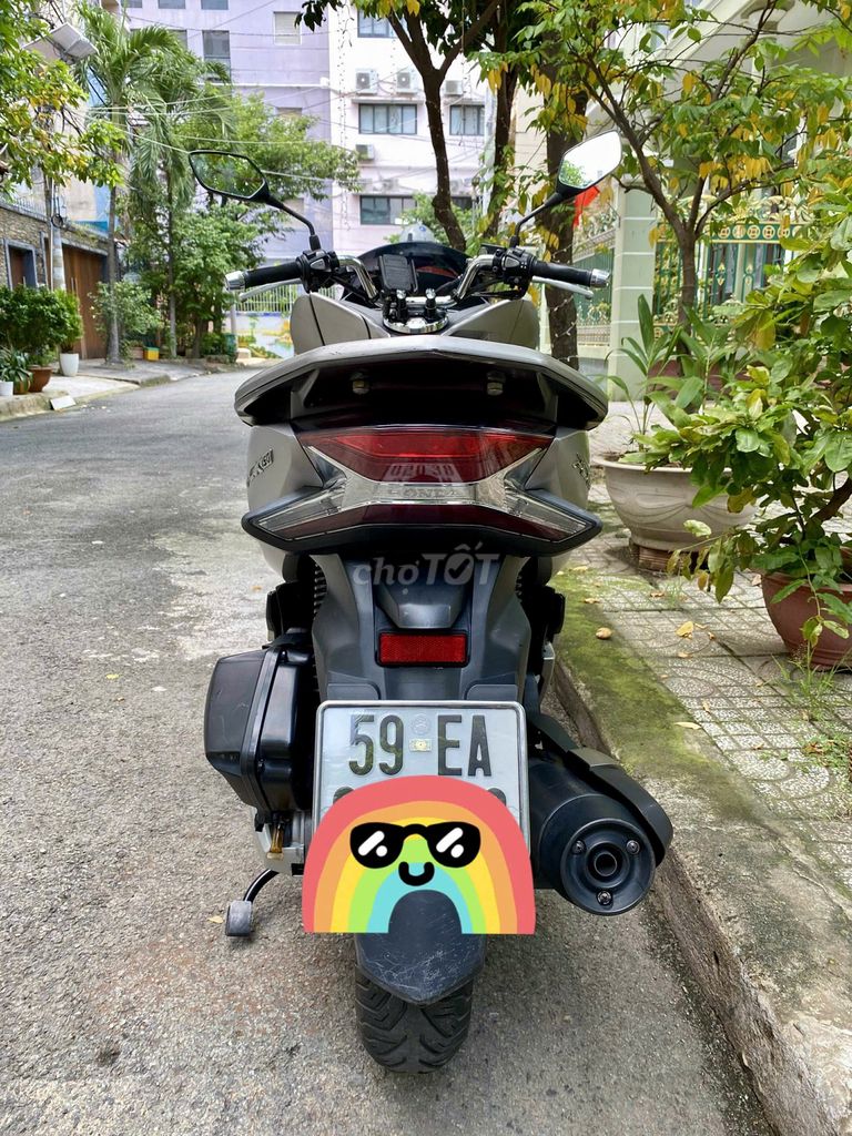 PCX 150 xám 2018 – Xe đẹp, 95% mới. Mua bán Xe máy tại Quận Phú Nhuận Tp Hồ Chí Minh được đăng bởi loic ANTOINE hình 2