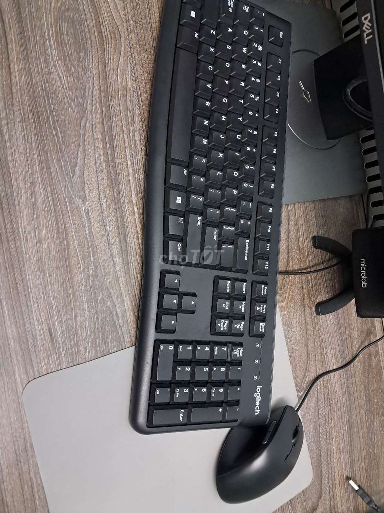 Thanh lý Combo phím Logitech và chuột Rapoo. Mua bán Phụ kiện (Màn hình, Chuột...) tại Quận Hoàng Mai Hà Nội được đăng bởi Tài Phạm hình 1