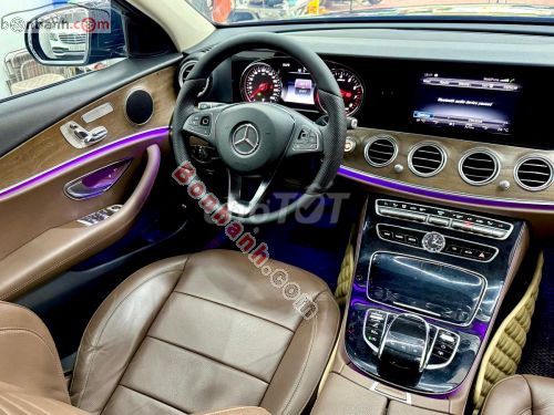 Mercedes Benz E class E200 2017. Mua bán Ô tô tại Quận Đống Đa Hà Nội được đăng bởi Bảo Ngân Hưng hình 5