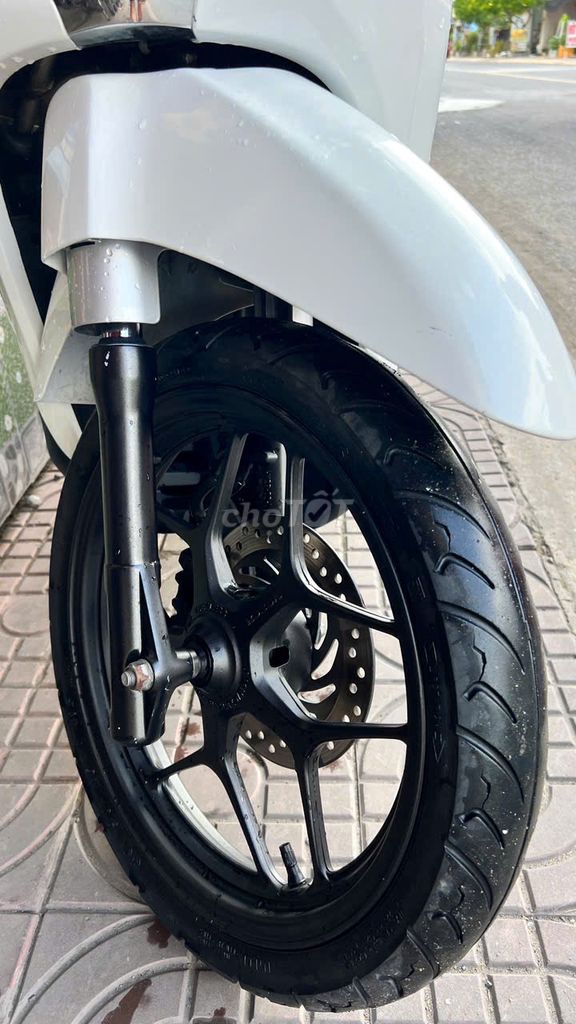 SHMODE TRẮNG CHÍNH CHỦ. Mua bán Xe máy tại Thành phố Sa Đéc Đồng Tháp được đăng bởi XE MÁY 66 ĐỒNG THÁP hình 1