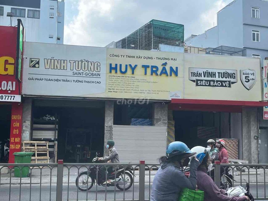 Tuyển thợ sắt