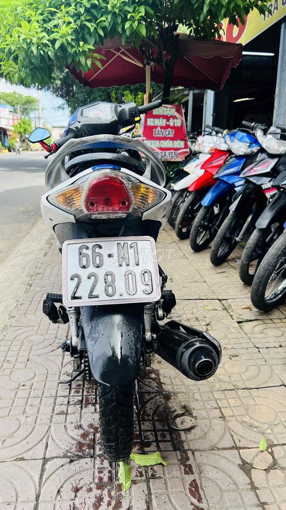 xe axelo suzuki trắng xanh gp. Mua bán Xe máy tại Thành phố Sa Đéc Đồng Tháp được đăng bởi XE MÁY 66 ĐỒNG THÁP hình 9