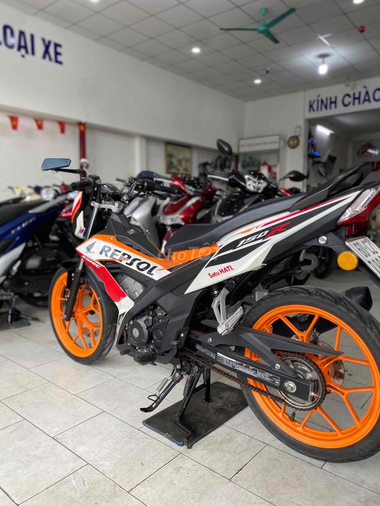 Honda Sonic 150 đk 2020 màu cam đen chính chủ. Mua bán Xe máy tại Quận 12 Tp Hồ Chí Minh được đăng bởi Xe Máy Hoàng Giang An Sương  hình 5