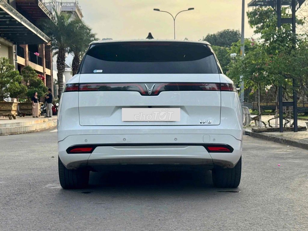 VF9 PLUS 25 - TRANG BỊ HƠN 100tr TIỀN PK. Mua bán Ô tô tại Thành phố Thủ Đức Tp Hồ Chí Minh được đăng bởi Hồng My hình 8