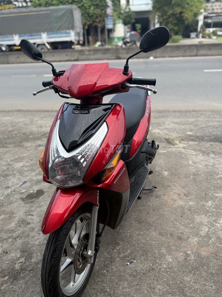 Honda Click 110 Đỏ 17000km , 1 chủ sử dụng. Mua bán Xe máy tại Huyện Trảng Bom Đồng Nai được đăng bởi Trần đình trung  hình 2