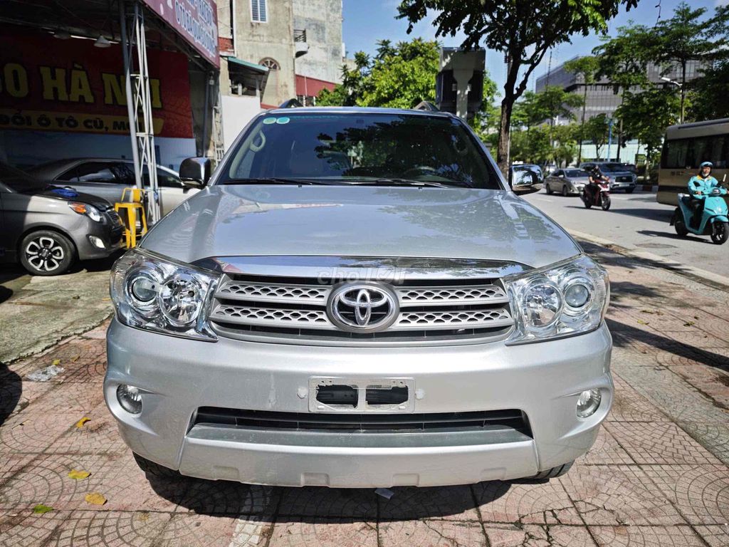 Toyota Fortuner 2011 2.5G - 16000 km. Mua bán Ô tô tại Quận Hai Bà Trưng Hà Nội được đăng bởi Bùi hiển hình 1