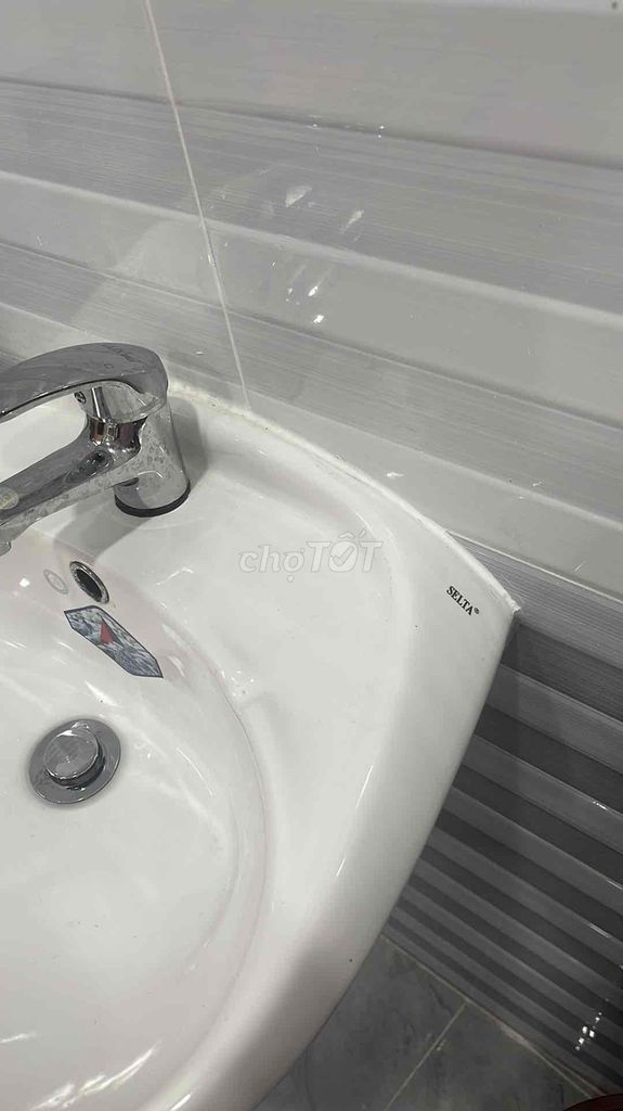 lavabo thương hiệu Selta trắng new 99%