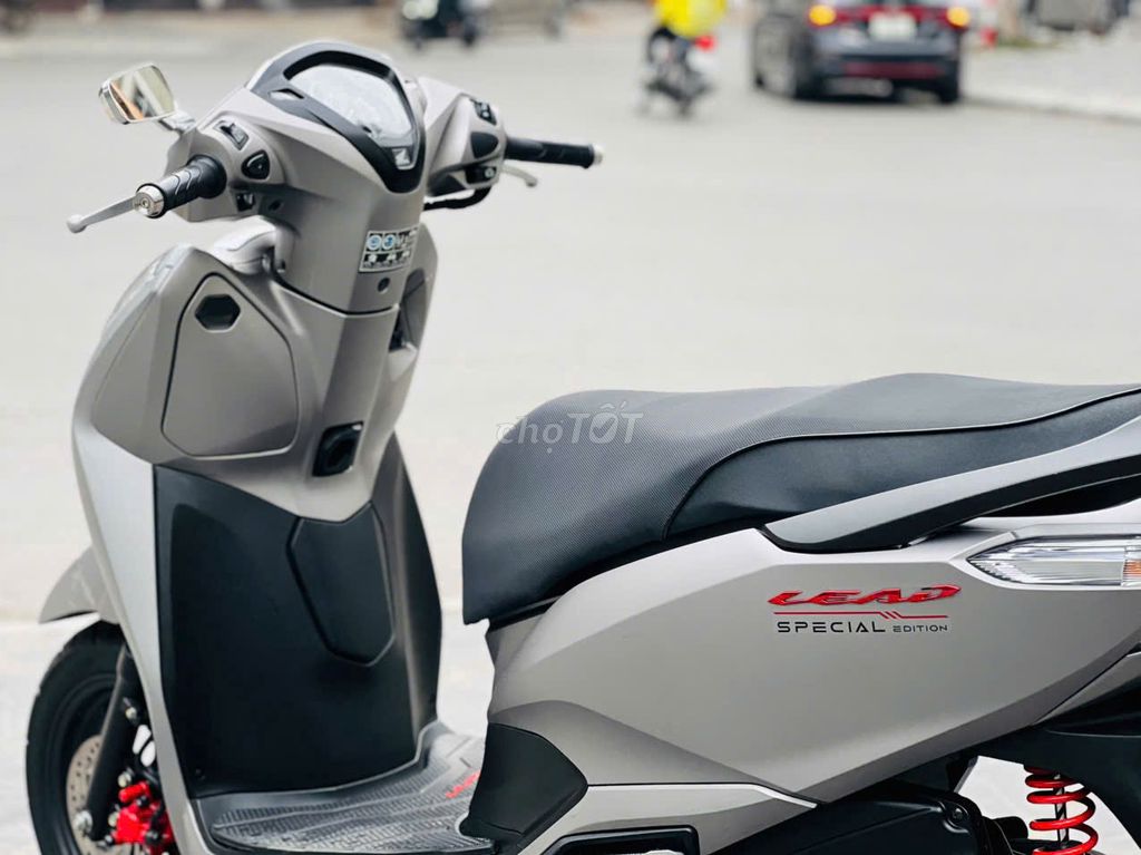 honda Lead 125 đời 2023 đèn Les 2 tầng biển 29. Mua bán Xe máy tại Quận Cầu Giấy Hà Nội được đăng bởi Mai Khánh hình 2