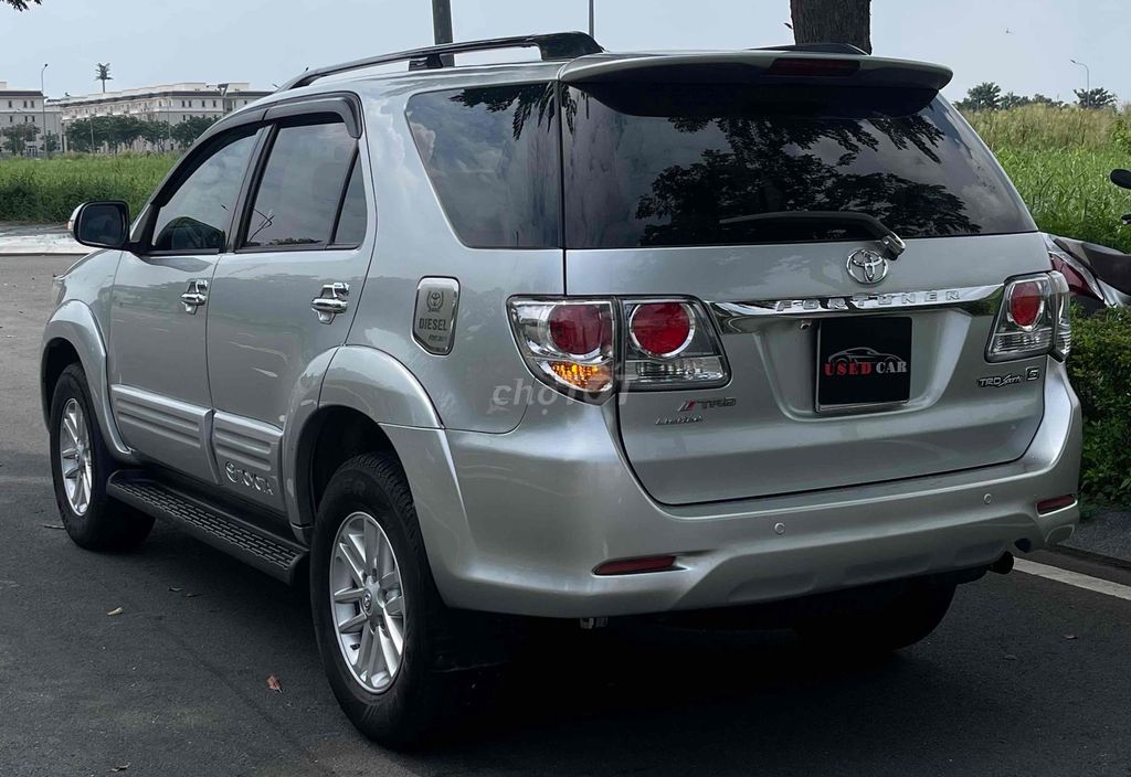 Toyota Fortuner 2015 2.5G MT - 128000 km. Mua bán Ô tô tại Thành phố Thủ Đức Tp Hồ Chí Minh được đăng bởi Dinh Hieu hình 4