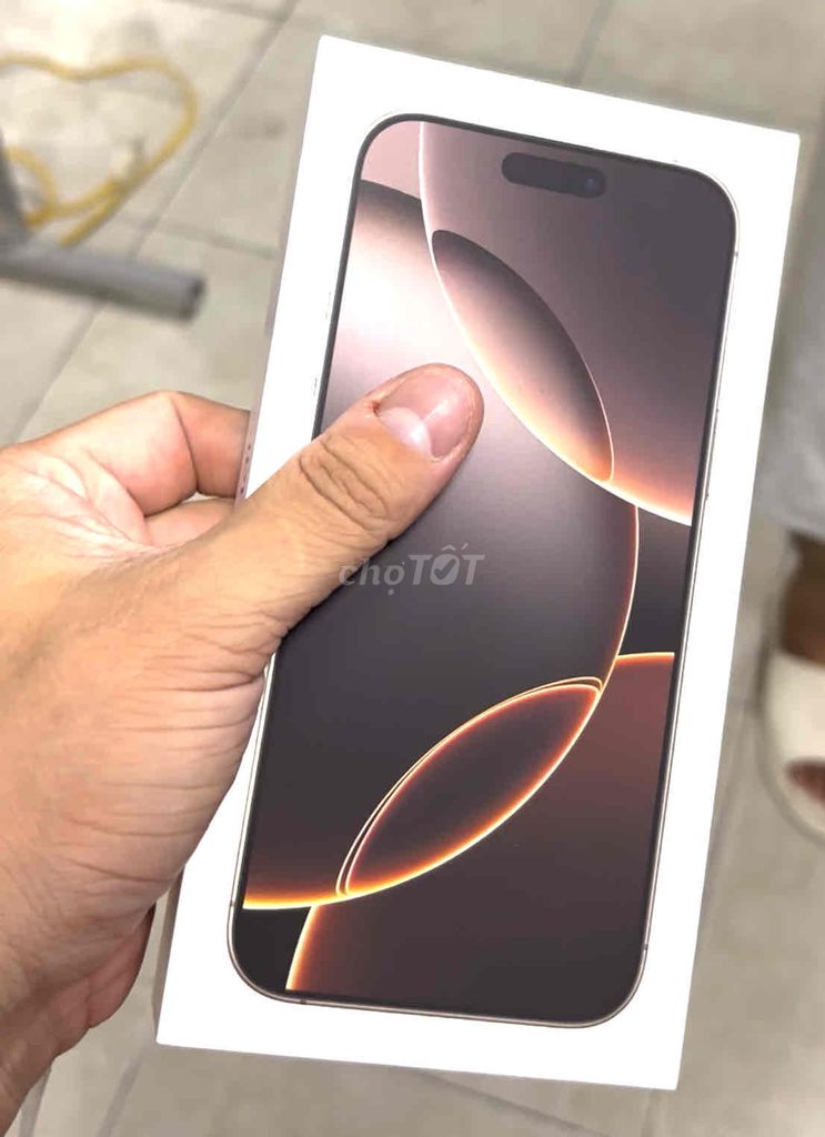 Cần bán Iphone 16 Pro max 256G VND mới tinh