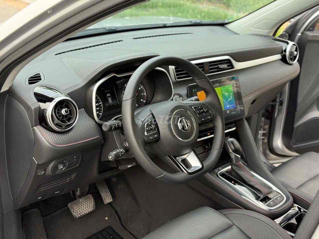 MG ZS 2023 Com 9600km Bạc. Mua bán Ô tô tại Thành phố Thủ Đức Tp Hồ Chí Minh được đăng bởi Đạt Xe Cũ hình 20