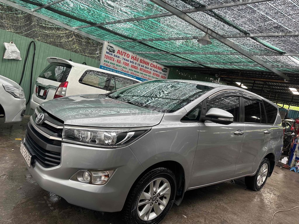 Toyota Innova E 2017 chất xe Gia Đình.máy Rin