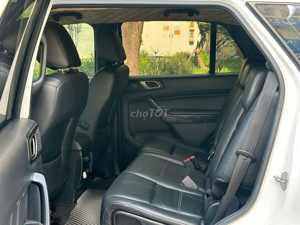Chính chủ bán Ford Everest 2019 Titanium 2.0L 4x2. Mua bán Ô tô tại Quận Gò Vấp Tp Hồ Chí Minh được đăng bởi PHẠM VIỆT hình 9