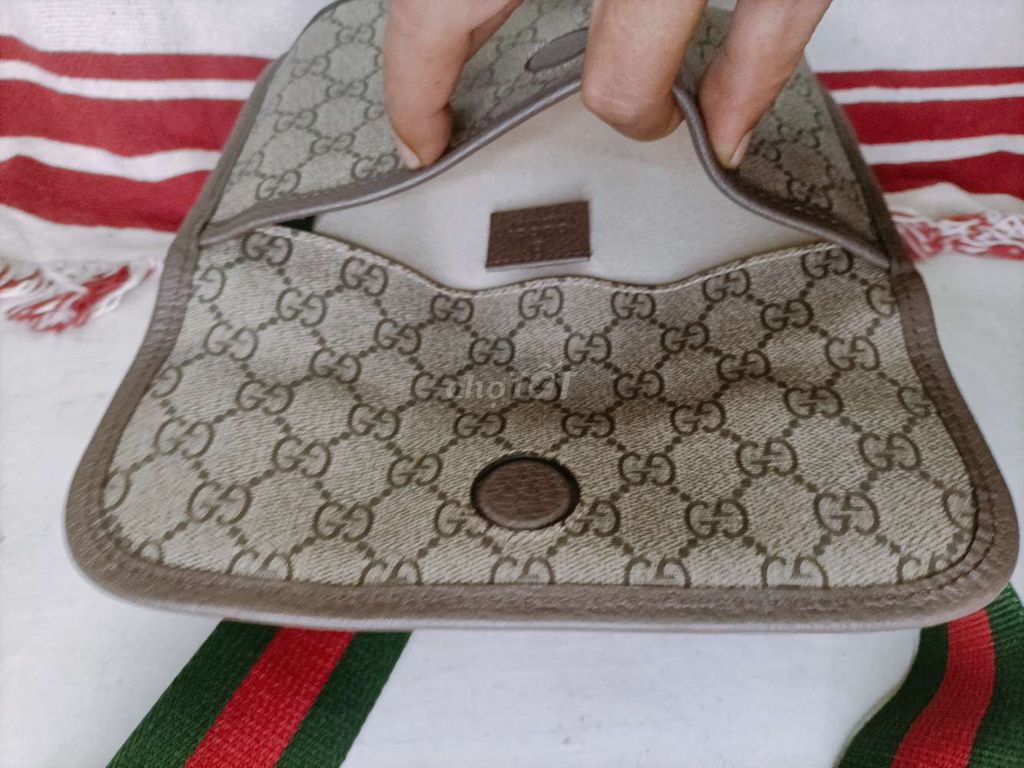 Túi bao tử chéo Gucci Italy aut. Mua bán Túi xách tại Quận Bình Tân Tp Hồ Chí Minh được đăng bởi Lee Thanh hình 4