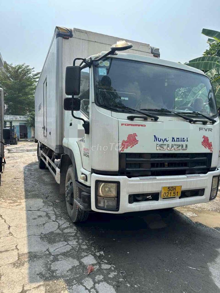 xe tải isuzu 8 tấn thùng kín 8m. sx 2013. Mua bán Xe tải, xe ben tại Thành phố Thuận An Bình Dương được đăng bởi PHƯƠNG XE TẢI hình 2