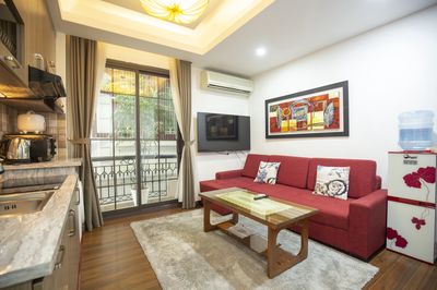Cần thanh lý gấp bàn trà  giá 400.000vnđ/cái. Mua bán Nội thất, đồ gia dụng khác tại Quận Ba Đình Hà Nội được đăng bởi Hoàng THu Thùy