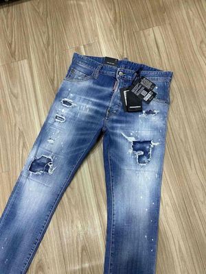 Quần Jean DSQUARED2 size 46. Mua bán Quần áo tại Thành phố Thuận An Bình Dương được đăng bởi Nhất Bạch