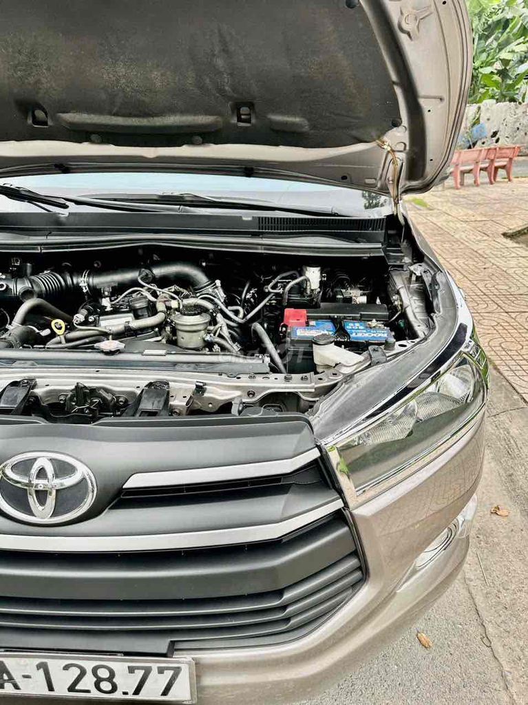 Toyota Innova 2020 2.0E - 85000 km