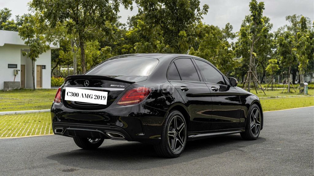 🪷C300 AMG 2019 🪷. Mua bán Ô tô tại Quận 7 Tp Hồ Chí Minh được đăng bởi Minh Anh hình 3