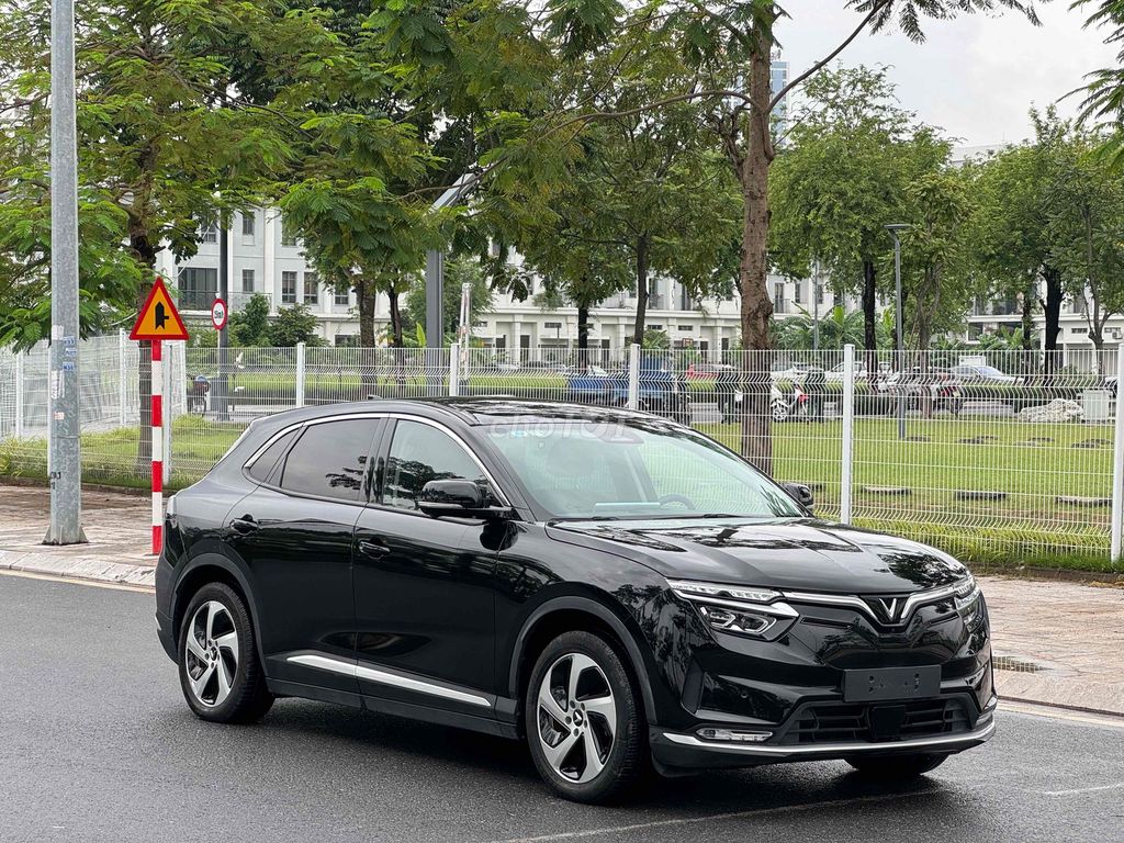 VF8 Eco 2023 Mua Pin Catl giảm 70tr đổi xe xăng. Mua bán Ô tô tại Quận Thanh Xuân Hà Nội được đăng bởi hoang tran minh hình 1