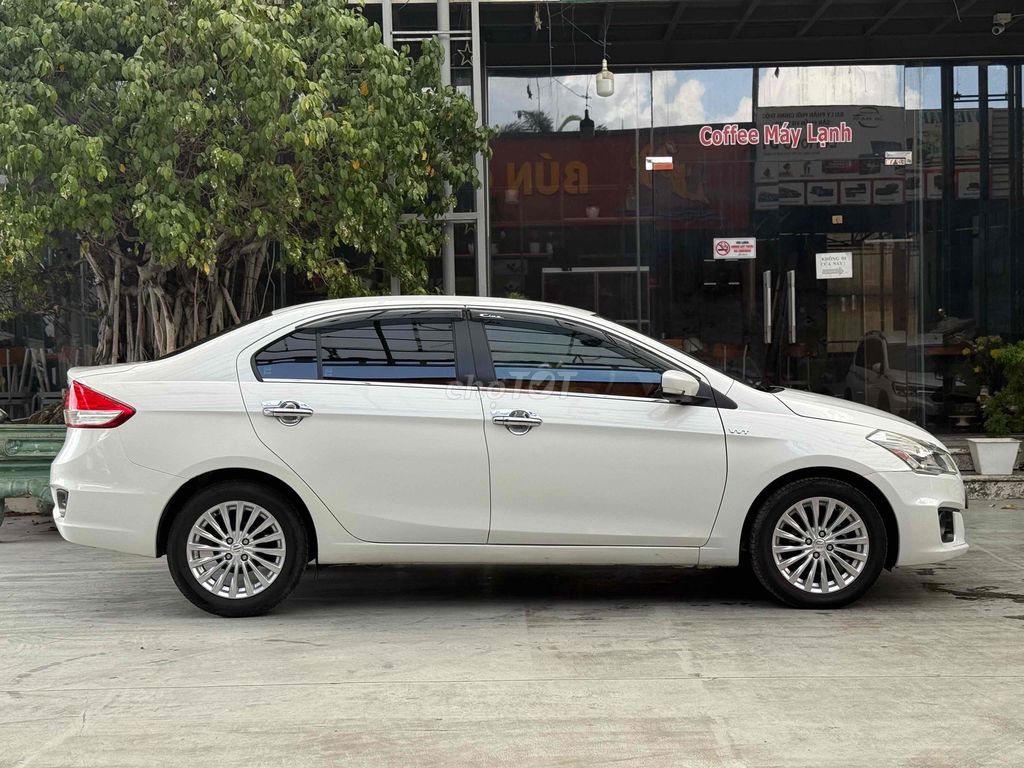 Suzuki Ciaz 2019 photo 4
