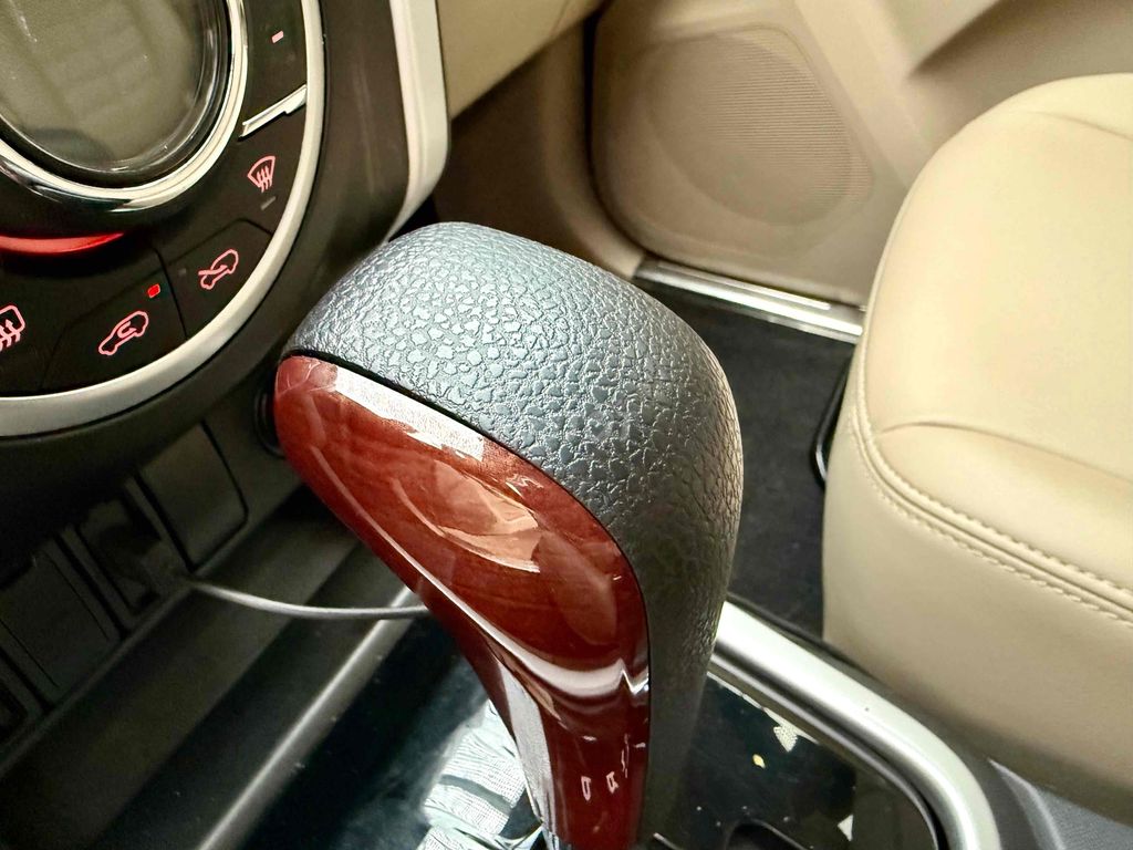 Isuzu Mu X 2018 1.9 4X2 AT - 74000 km. Mua bán Ô tô tại Quận Gò Vấp Tp Hồ Chí Minh được đăng bởi Bình An Ôtô  hình 7