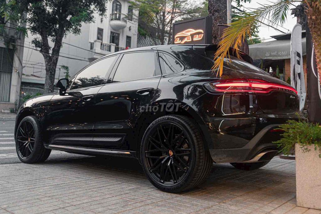 Porsche Macan FL Model 2022 . Đen - Kem . Odo 5v8. Mua bán Ô tô tại Quận 10 Tp Hồ Chí Minh được đăng bởi Thái LA Auto hình 4